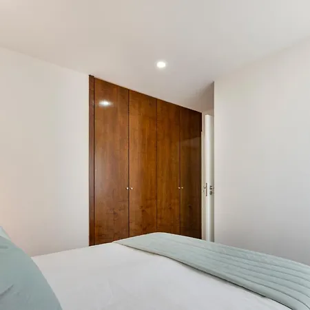 Duke's - Center Guimarães